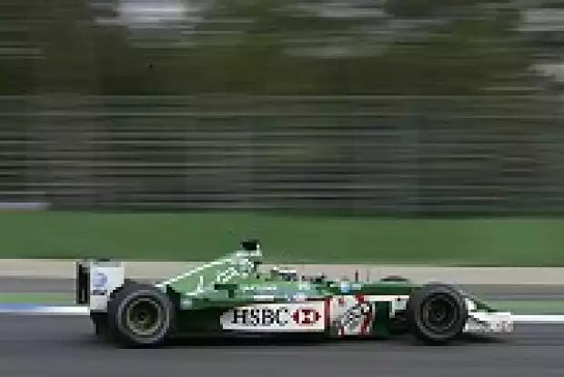 Eddie Irvine (Jaguar Racing) Titel-Bild zur News: Eddie Irvine (Jaguar Racing)