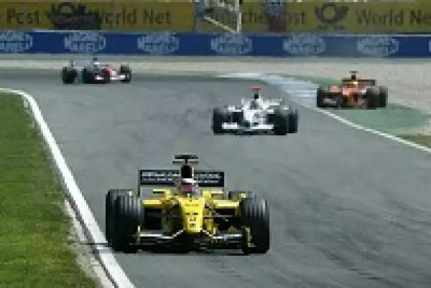 Takuma Sato in seinem EJ12 Titel-Bild zur News: Takuma Sato in seinem EJ12