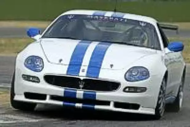 Luca Badoer im Maserati Cambiocorsa Trofeo Titel-Bild zur News: Luca Badoer im Maserati Cambiocorsa Trofeo