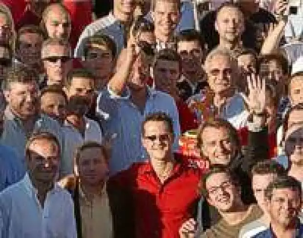WM-Feier Ferrari Titel-Bild zur News: WM-Feier Ferrari