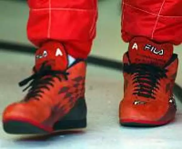 Michael Schumachers Schuhe Titel-Bild zur News: Michael Schumachers Schuhe