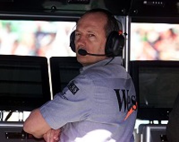 Titel-Bild zur News: Ron Dennis Teamchef von McLaren-Mercedes