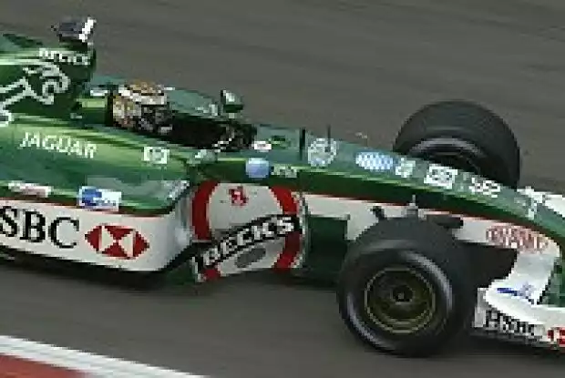 Eddie Irvine (Jaguar Racing) Titel-Bild zur News: Eddie Irvine (Jaguar Racing)
