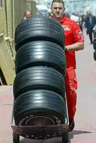 Bridgestone-Reifen Titel-Bild zur News: Bridgestone-Reifen