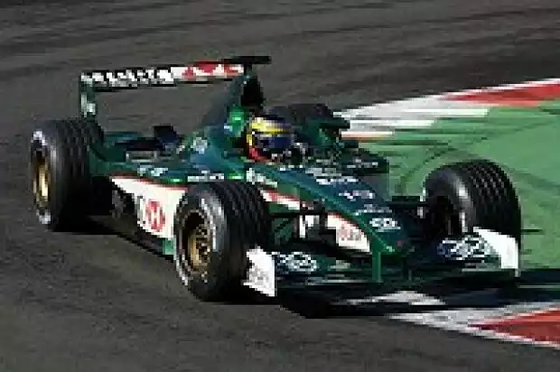 Pedro de la Rosa im Jaguar R2 Titel-Bild zur News: Pedro de la Rosa im Jaguar R2