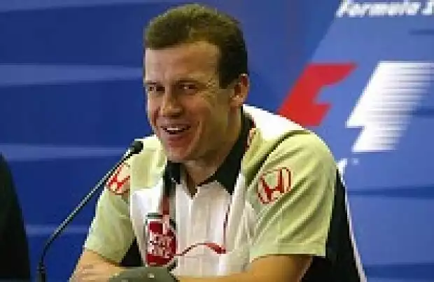 Olivier Panis (BAR-Honda) auf der FIA-Pressekonferenz Titel-Bild zur News: Olivier Panis (BAR-Honda) auf der FIA-Pressekonferenz