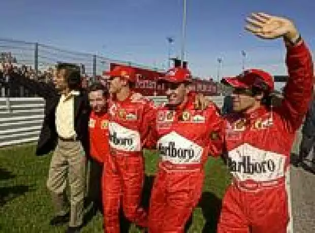Montezemolo, Todt, Barrichello, Burti, Badoer Titel-Bild zur News: Montezemolo, Todt, Barrichello, Burti, Badoer