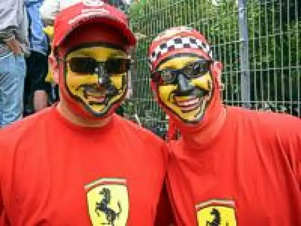 Fans Titel-Bild zur News: Fans