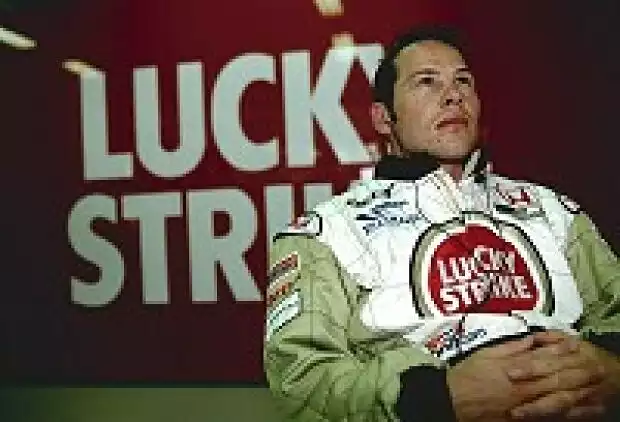 Jacques Villeneuve in der Garage Titel-Bild zur News: Jacques Villeneuve in der Garage