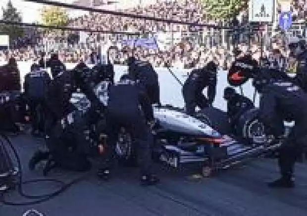 Stars & Cars Titel-Bild zur News: Stars & Cars