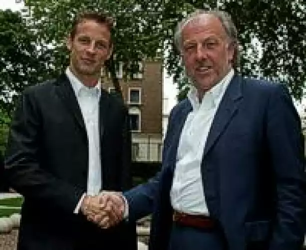 Button und Richards Titel-Bild zur News: Button und Richards