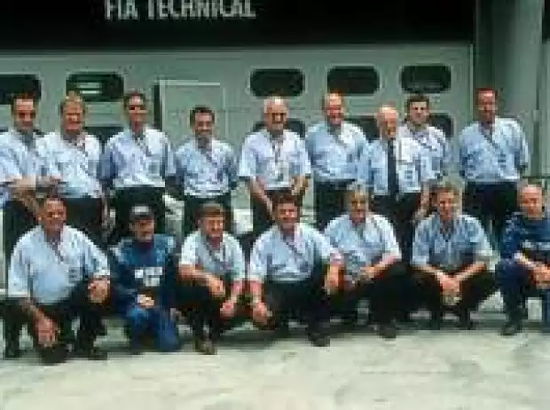 Titel-Bild zur News: FIA-Mitarbeiter