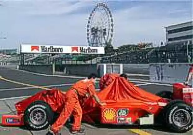 Ferrari-Abdeckung Titel-Bild zur News: Ferrari-Abdeckung