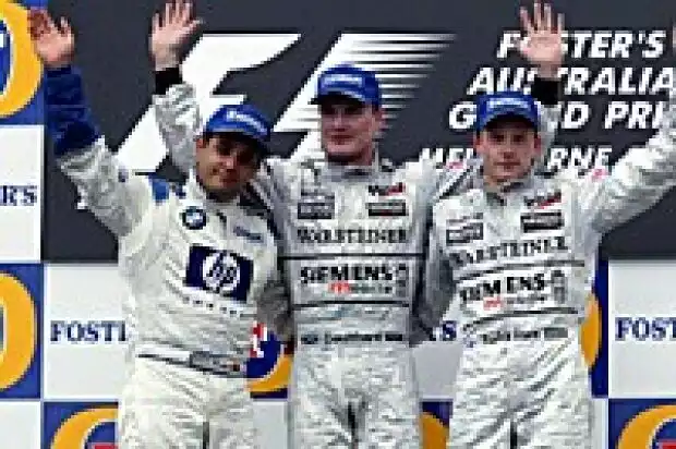 Podium in Melbourne 2003 Titel-Bild zur News: Podium in Melbourne 2003