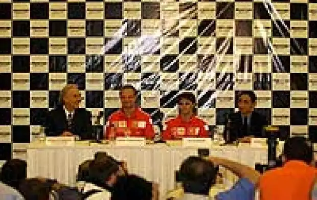 Rubens Barrichello und Felipe Massa Titel-Bild zur News: Rubens Barrichello und Felipe Massa