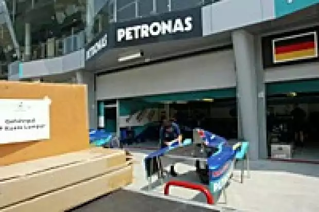 Sauber-Box in Sepang Titel-Bild zur News: Sauber-Box in Sepang