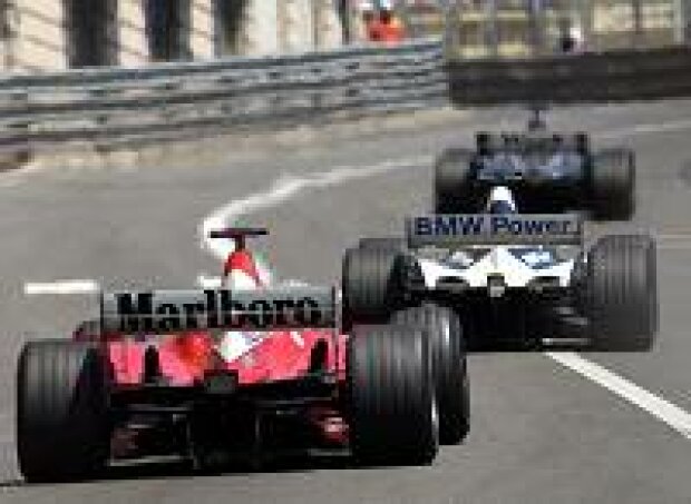 Titel-Bild zur News: Schumacher, Montoya, Coulthard