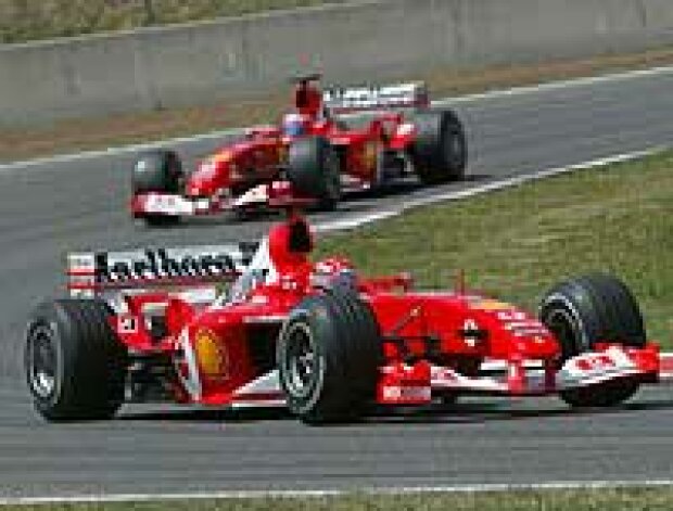 Titel-Bild zur News: Schumacher und Rubens Barrichello