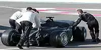 Bild zum Inhalt: Neuer McLaren MP4-18 in Le Castellet eingetroffen