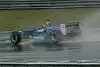 Bild zum Inhalt: Valencia: Button auf nasser Strecke Schnellster