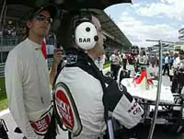 Jenson Button und Renningenieur Craig Wilson Titel-Bild zur News: Jenson Button und Renningenieur Craig Wilson