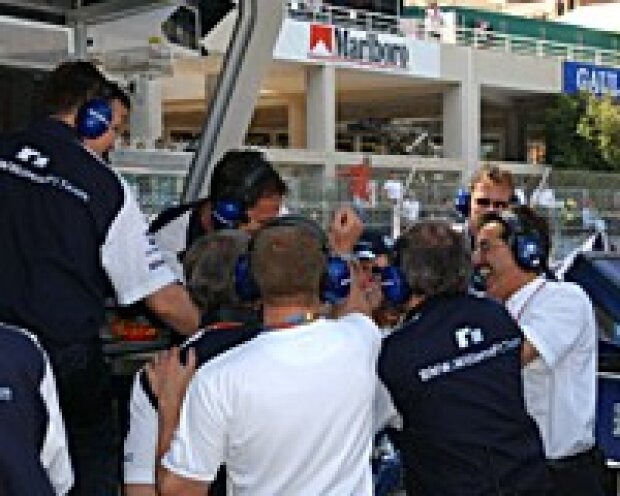Titel-Bild zur News: Freude beim BMW-Williams-Team