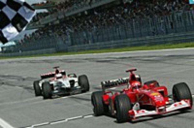 Titel-Bild zur News: Schumacher und Button