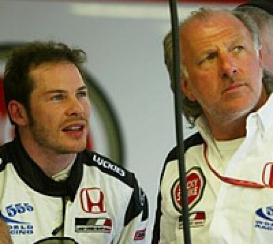 Titel-Bild zur News: Villeneuve und Richards