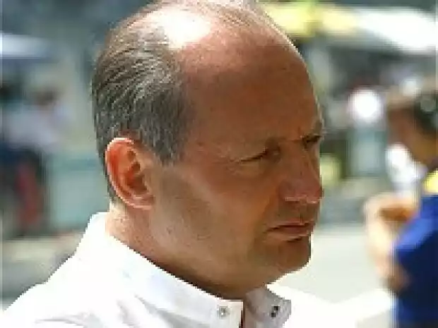 Titel-Bild zur News: McLaren-Teamchef Ron Dennis