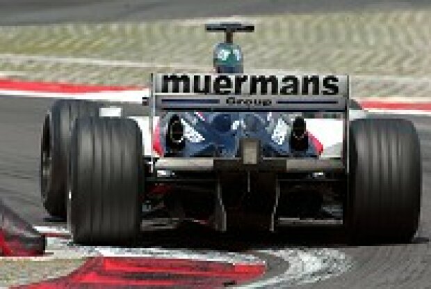 Titel-Bild zur News: Minardi PS03 aus der Heckansicht