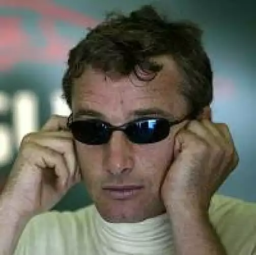 Titel-Bild zur News: Eddie Irvine