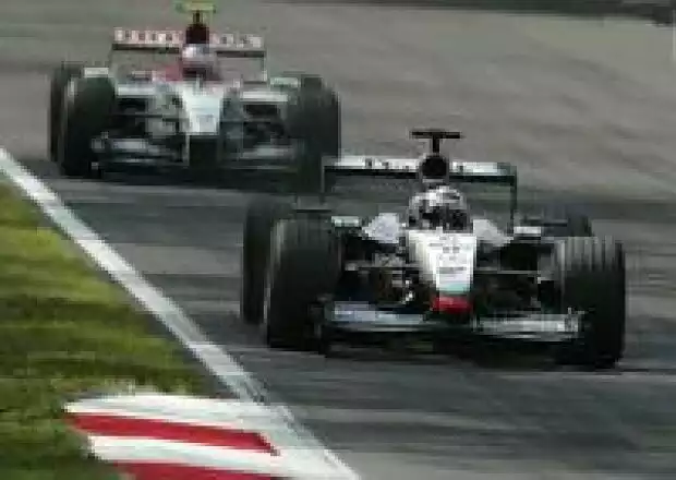 Coulthard und Button Titel-Bild zur News: Coulthard und Button