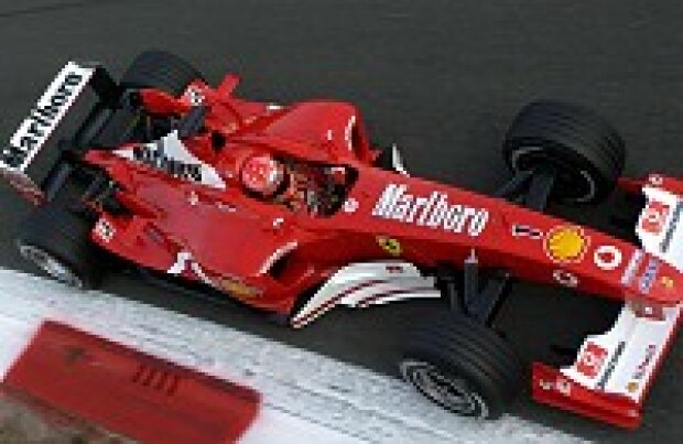 Titel-Bild zur News: Michael Schumacher im F2003-GA