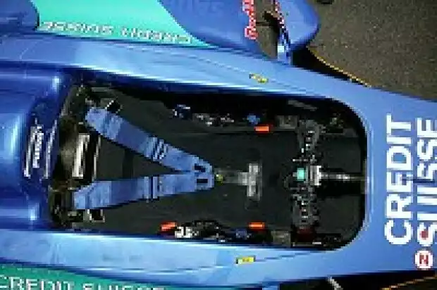 Sauber C22-Cockpit Titel-Bild zur News: Sauber C22-Cockpit