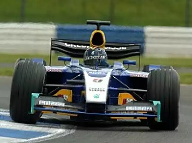 Heinz-Harald Frentzen im Sauber C22 Titel-Bild zur News: Heinz-Harald Frentzen im Sauber C22