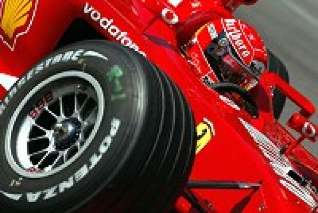 Titel-Bild zur News: Michael Schumacher im F2003-GA