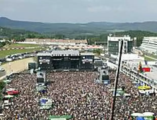 Titel-Bild zur News: Das Festivel "Rock am Ring" auf dem Nürburgring