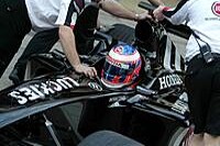 Jenson Button (BAR-Honda) im Konzeptauto für 2004