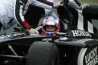 Jenson Button (BAR-Honda) im Konzeptauto für 2004