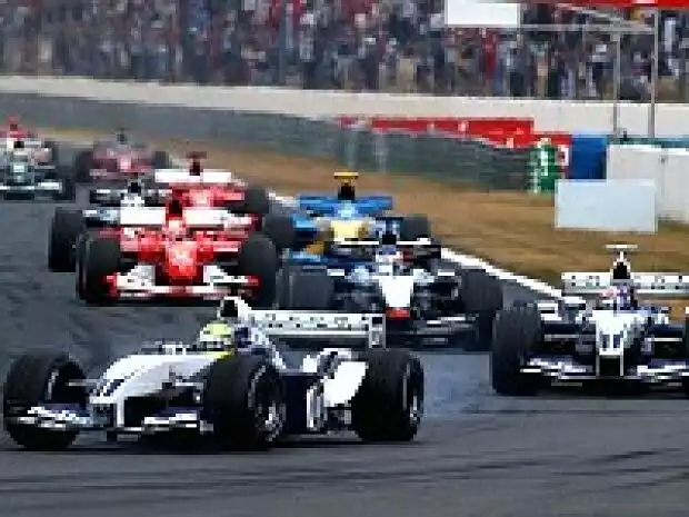 Ralf Schumacher und Juan-Pablo Montoya führen das Fahrerfeld an Titel-Bild zur News: Ralf Schumacher und Juan-Pablo Montoya führen das Fahrerfeld an