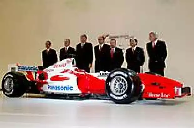 Titel-Bild zur News: Toyota TF104