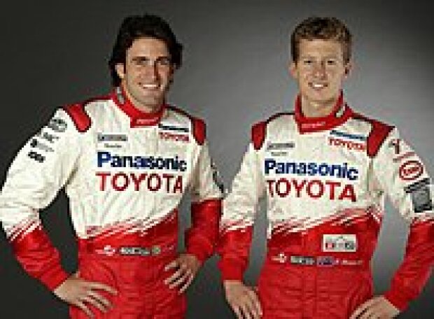 Titel-Bild zur News: Toyota-Testfahrer Ricardo Zonta und Ryan Briscoe