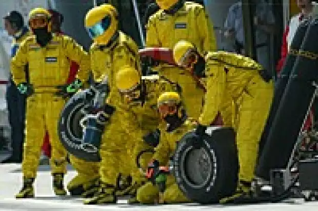 Jordan-Mechaniker Titel-Bild zur News: Jordan-Mechaniker