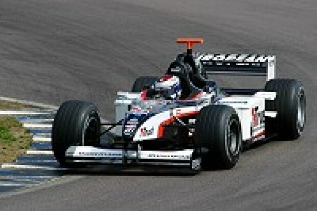 Titel-Bild zur News: Minardi F1x2-Doppelsitzer