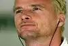 Bild zum Inhalt: Polizei jagt Eddie Irvine – Gefängnis droht