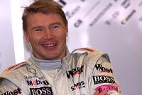 Mika Häkkinen in der McLaren-Garage in Indianapolis