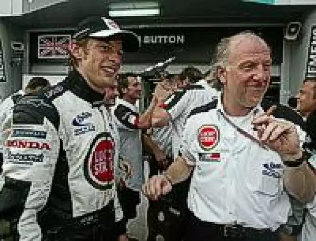 Button und Richards Titel-Bild zur News: Button und Richards