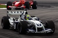 Ralf Schumacher (Williams-BMW FW26) vor Michael Schumacher (Ferrari F2004)