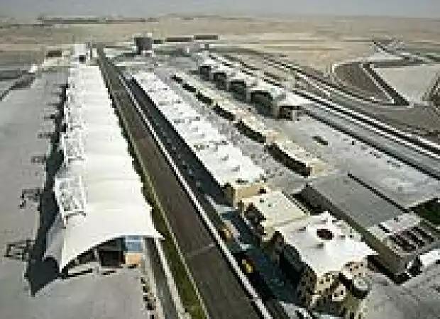 Titel-Bild zur News: Die Boxenanlage in Bahrain