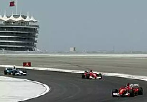 Barrichello, Schumacher und ein Sauber Titel-Bild zur News: Barrichello, Schumacher und ein Sauber